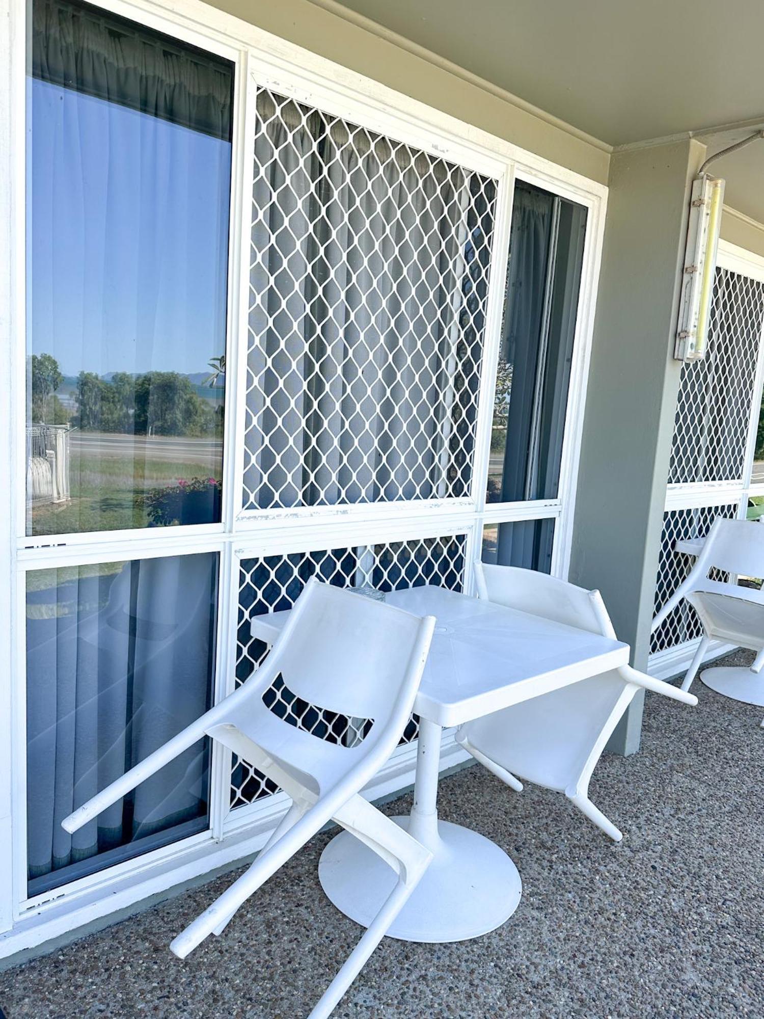 Ocean View Motel Bowen Zewnętrze zdjęcie