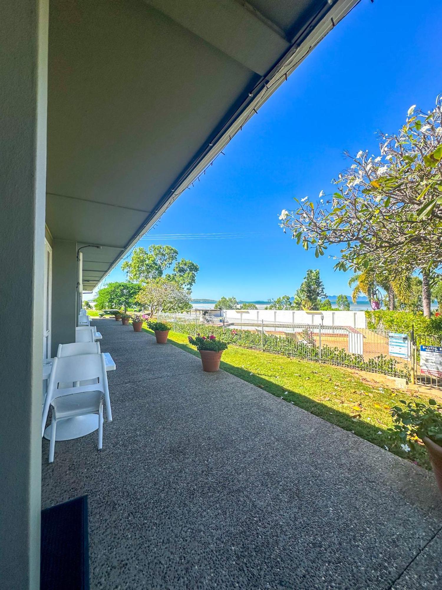 Ocean View Motel Bowen Zewnętrze zdjęcie